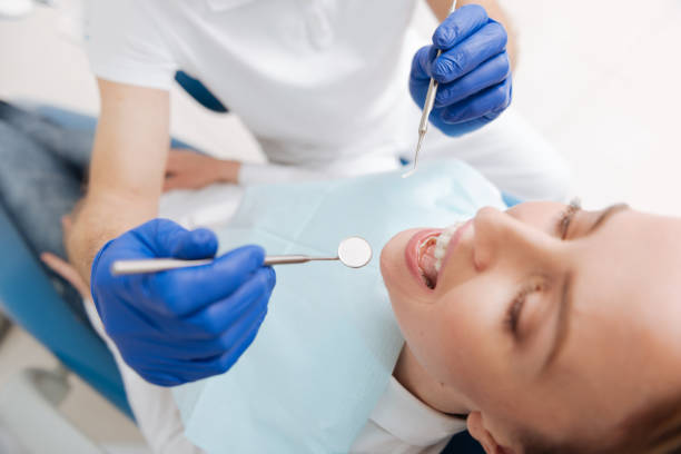 Best Emergency Dental Care  in Uvalde Estates, TX